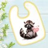 Auf dem Bild ist das Produkt: Bedrucktes Babylätzchen Waschbär Herz mit Klettverschluss Wunschnamen Individuell Kinder Lätzchen Kleinkind zum Preis von €14.90 abgebildet.