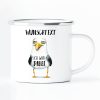 Auf dem Bild ist das Produkt: Maritimer Campingbecher mit Wunschtext Ich war dabei mit Möwe Geburtstagsgeschenk zum Preis von €18.9 abgebildet.