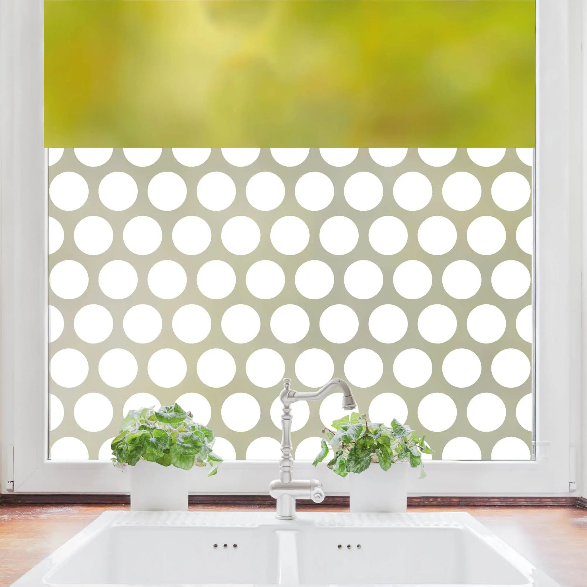 Auf dem Bild ist das Produkt: Sichtschutzfolie Wiederverwendbar Kreise geometrisch Fensterfolie Fensterdeko Milchglasfolie Sichtschutz zum Preis von €24.9 abgebildet.