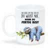 Auf dem Bild ist das Produkt: Bedruckte Tasse Faultier im Pyjama mit Spruch beidseitig weiß 330 ml Volumen spülmaschinenfest zum Preis von €15.90 abgebildet.