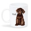 Auf dem Bild ist das Produkt: Tasse bedruckt Hund Labrador mit Wunschnamen Kaffeetasse, personalisiert, Geschenk Geburtstag zum Preis von €17.90 abgebildet.