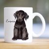 Auf dem Bild ist das Produkt: Tasse bedruckt Hund Labrador mit Wunschnamen Kaffeetasse, personalisiert, Geschenk Geburtstag zum Preis von €17.90 abgebildet.