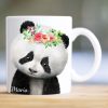 Auf dem Bild ist das Produkt: Personalisierbare Keramik Tasse bedruckt Panda Pandabär individualisierbar mit Namen Geschenk Geburtstag zum Preis von €18.9 abgebildet.