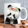 Auf dem Bild ist das Produkt: Personalisierbare Keramik Tasse bedruckt Panda Pandabär individualisierbar mit Namen Geschenk Geburtstag zum Preis von €18.9 abgebildet.