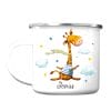 Auf dem Bild ist das Produkt: Tasse Emaille Campingbecher Giraffe personalisiert mit Wunschname Geschenk Kindertasse zum Preis von €18.9 abgebildet.