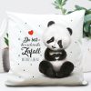 Auf dem Bild ist das Produkt: Tasse Emaillebecher Kissen oder Thermobecher Panda Bär Du bist der schönste Zufall meines Lebens Geschenk Geburtstag zum Preis von €16.9 abgebildet.