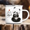 Auf dem Bild ist das Produkt: Tasse Emaillebecher Kissen oder Thermobecher Panda Bär Du bist der schönste Zufall meines Lebens Geschenk Geburtstag zum Preis von €16.9 abgebildet.
