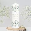 Auf dem Bild ist das Produkt: Weiße Hochzeitskerze mit Eukalyptuszweigen Boho personalisiert Hochzeitsgeschenk Spruch zum Preis von €5.9 abgebildet.