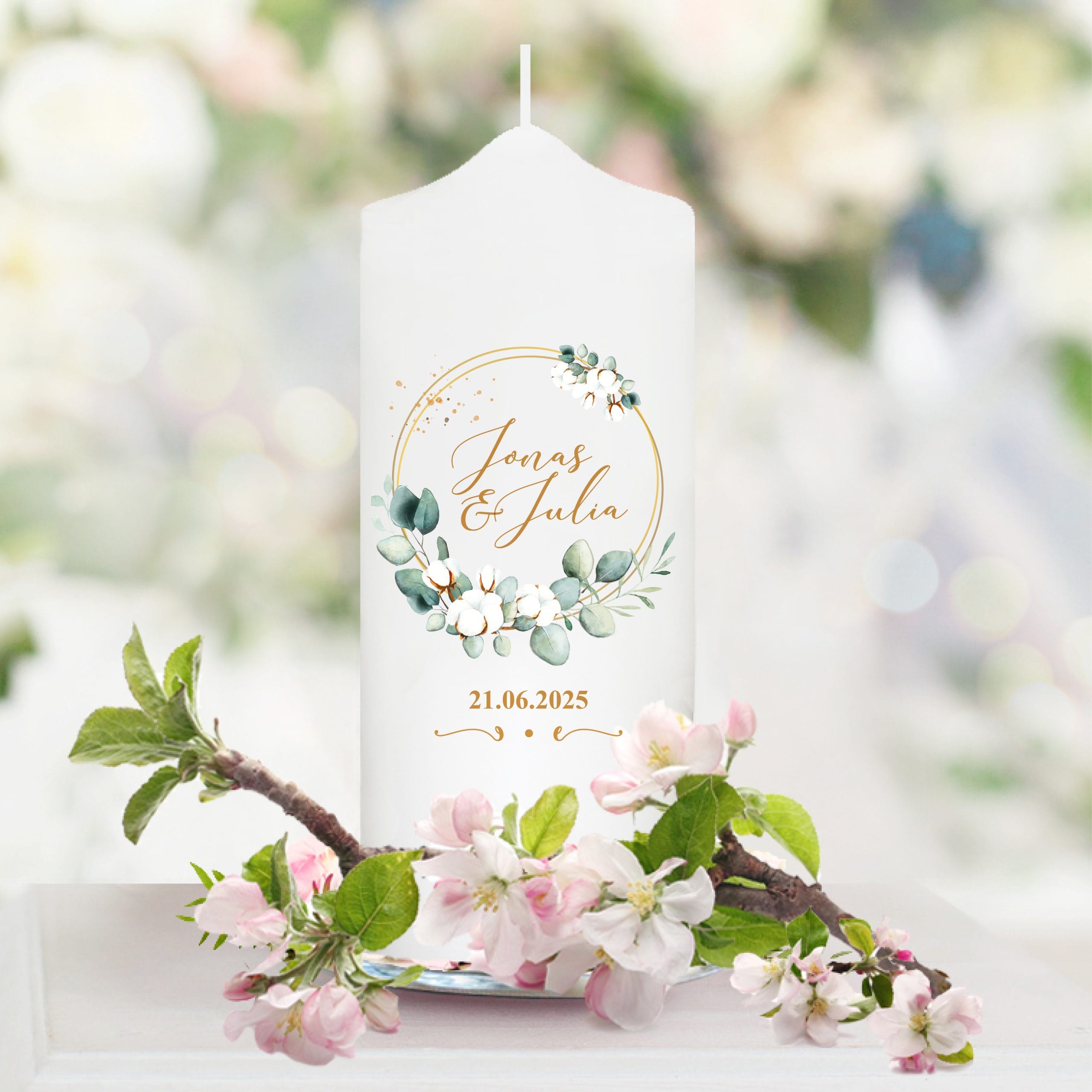 Auf dem Bild ist das Produkt: Weiße Hochzeitskerze Bätterkrank Baumwolle Eukalyptus Hochzeit personalisiertes Hochzeitsgeschenk Spruch Valentinstagsgeschenk zum Preis von €5.9 abgebildet.