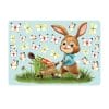 Auf dem Bild ist das Produkt: Fensterbild Frühling Ostern Hase mit Schubkarre Möhren Schmetterlingen Fensterdeko Kinderzimmer Kind Frühlingsdeko zum Preis von €13.9 abgebildet.