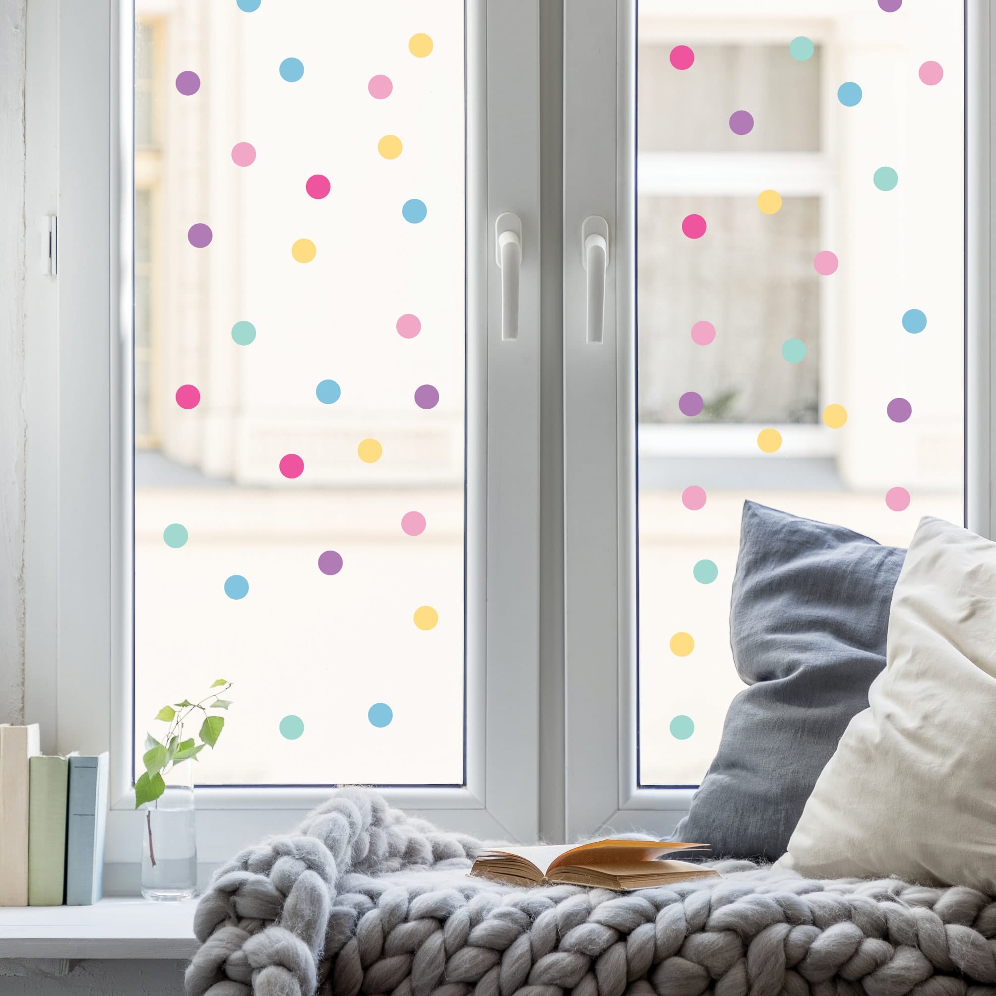 Fensterbild Konfetti Karneval wiederverwendbar Frühling bunte Punkte Fasching farbige kleine Kreise A4