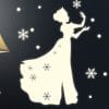Auf dem Bild ist das Produkt: Leuchtaufkleber Kinderzimmer Mädchen mit Schneeflocken und Sternen Leuchtsterne leuchten im Dunklen zum Preis von €19.9 abgebildet.