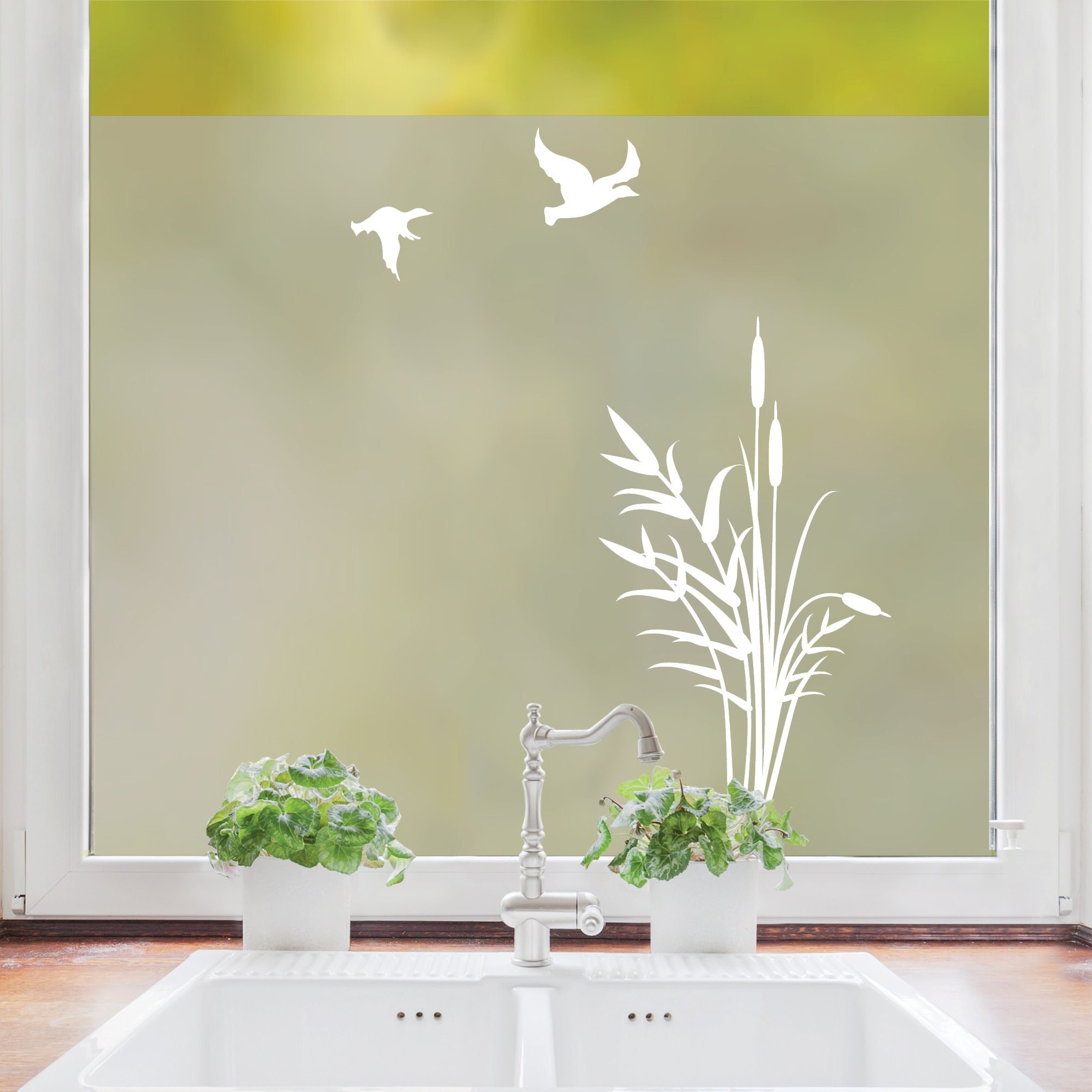 Sichtschutzfolie mit Schilf an einer Seite mit Vögeln maritime Fensterfolie Fensterdeko Milchglasfolie