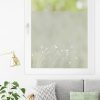 Auf dem Bild ist das Produkt: Sichtschutzfolie Wiese schiefe Gräser Wildblumen Fensterfolie Fensterdeko Milchglasfolie Sichtschutz Wiederverwendbar zum Preis von €24.9 abgebildet.