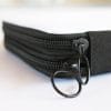 Auf dem Bild ist das Produkt: Gefüllte Federtasche Federmäppchen Waschbär personalisiert Wunschname Mädchen Schule Einschulungsgeschenk zum Preis von €29.9 abgebildet.
