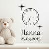 Auf dem Bild ist das Produkt: Wandtattoo Ergänzung Uhr In diesen Momenten stand unsere Zeit kurz still personalisiert Namen Datum Familientattoo Wandsticker Erinnerungen zum Preis von €11.90 abgebildet.