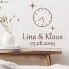 Auf dem Bild ist das Produkt: Wandtattoo Ergänzung Uhr In diesen Momenten stand unsere Zeit kurz still personalisiert Namen Datum Familientattoo Wandsticker Erinnerungen zum Preis von €11.90 abgebildet.
