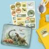 Auf dem Bild ist das Produkt: Einschulung Set Dinosaurier Gefüllte Federtasche Schlampermappe Aufkleber Namensticker personalisiert Wunschname Schulanfang Schule zum Preis von €27.9 abgebildet.