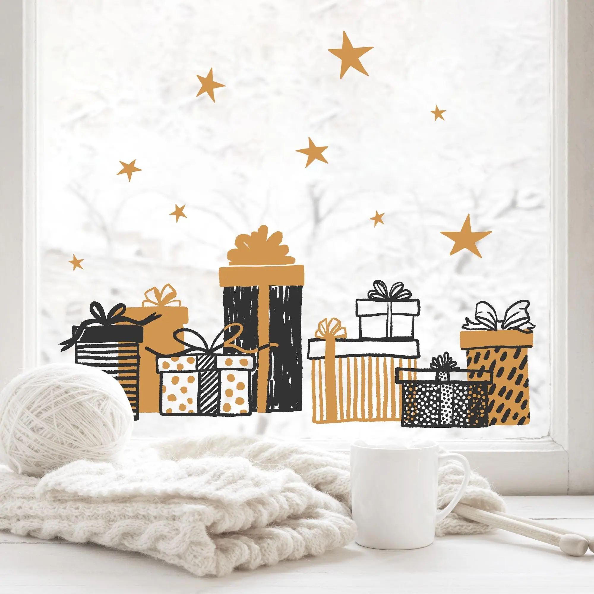 Auf dem Bild ist das Produkt: Fensterbild Weihnachten Geschenke Set mit Sterne schwarz goldähnlich minimalistisch Fensteraufkleber Weihnachtsdekoration wiederverwendbar zum Preis von €13.9 abgebildet.