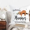 Auf dem Bild ist das Produkt: Kissen Faultier Wunschname Schnarchecke Polyester 40 x 40 cm weiß Geschenk individuelles Kuschelkisssen zum Preis von €16.90 abgebildet.