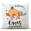 Auf dem Bild ist das Produkt: Kissen Faultier Omas Schnarchecke Geschenk Geburtstag Großmutter zum Preis von €15.90 abgebildet.