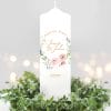 Auf dem Bild ist das Produkt: Weiße Hochzeitskerze personalisierbar Rahmen aus Blüten und Blättern personalisiert Hochzeitsgeschenk Valentinstagsgeschenk zum Preis von €5.9 abgebildet.