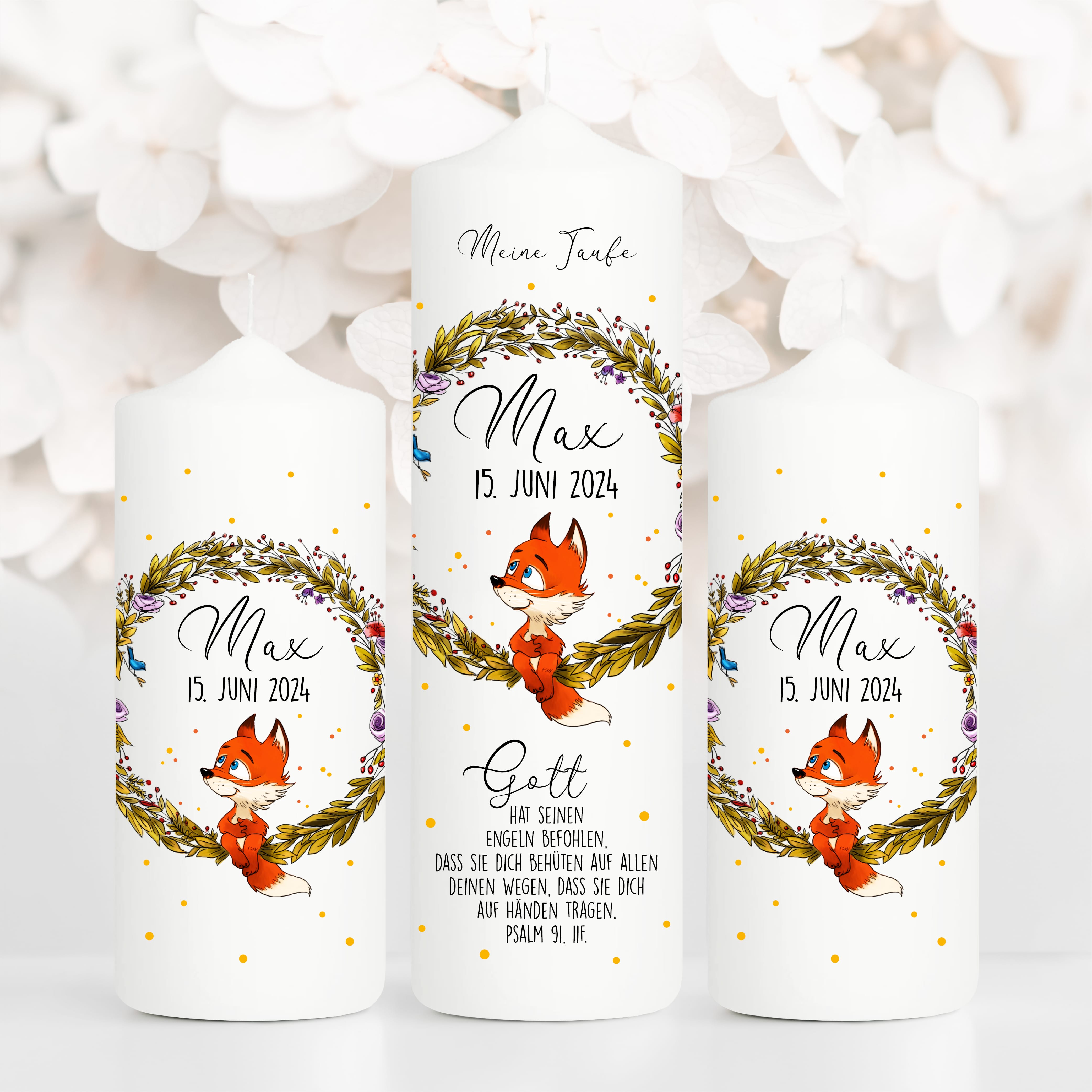 Auf dem Bild ist das Produkt: Taufkerze Kerze zur Taufe oder Geburt personalisiert Blumenkranz Fuchs mit Name Datum Taufspruch zum Preis von €5.90 abgebildet.