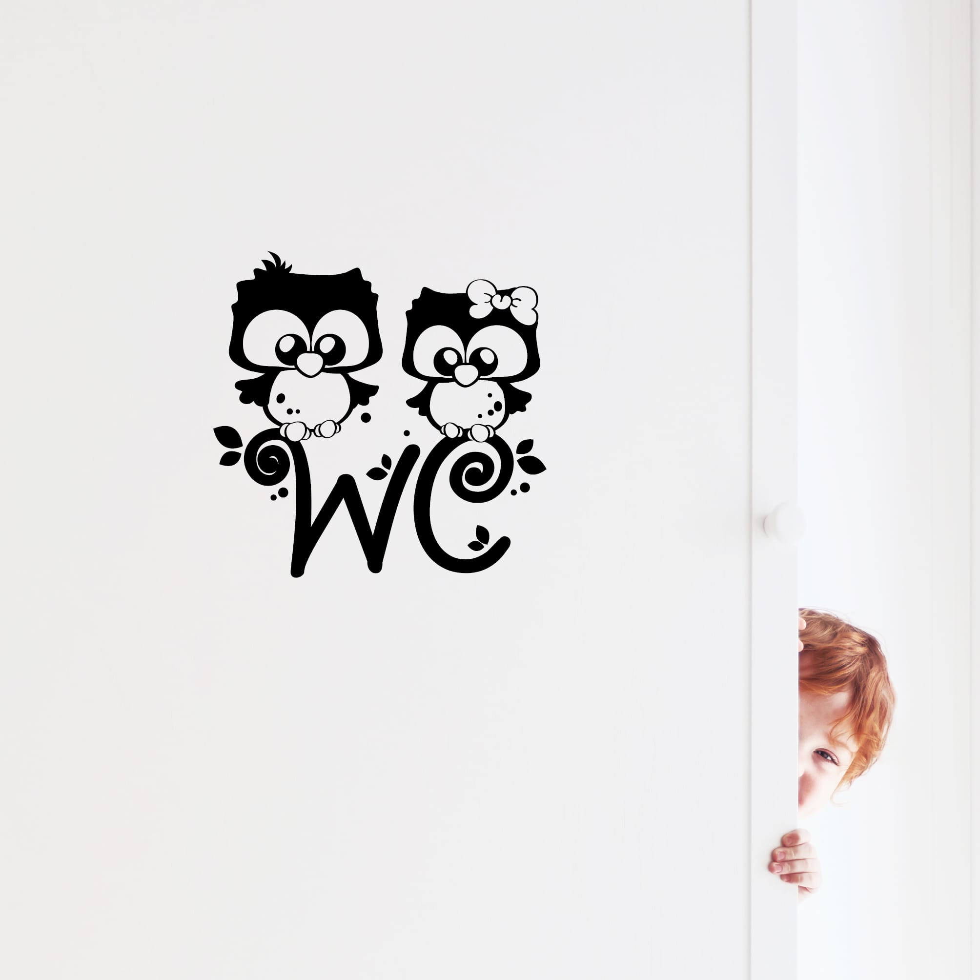 Auf dem Bild ist das Produkt: Türaufkleber Eulen Pärchen mit WC-Schriftzug, 30 Farben, selbstklebender Türsticker für Bad & Gäste-WC, rückstandslos entfernbar, hochwertige Vinylfolie, WC Aufkleber Tür, WC Schild zum Preis von €10.90 abgebildet.